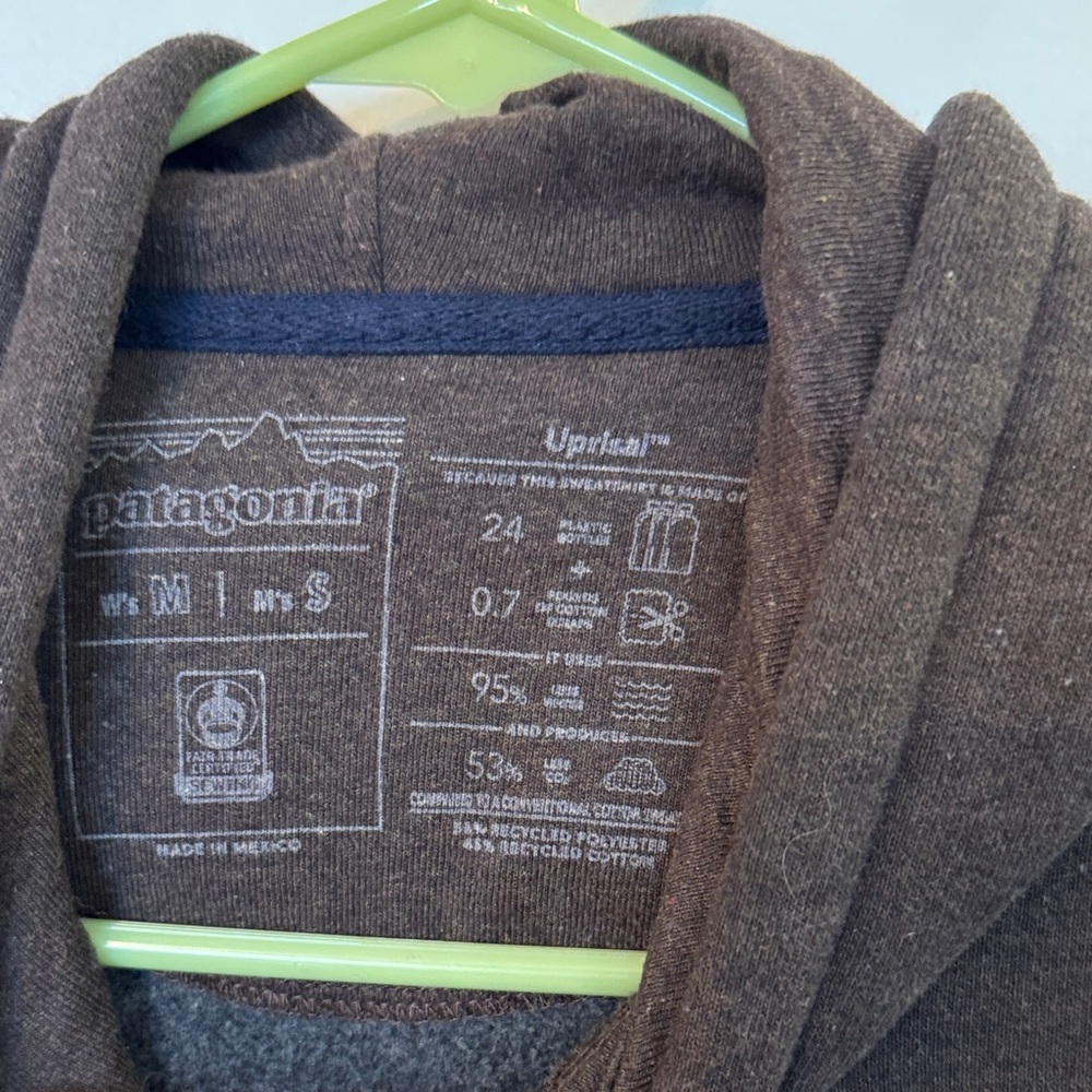 Patagonia Dark Brown Hoodie - Picture 3 of 3